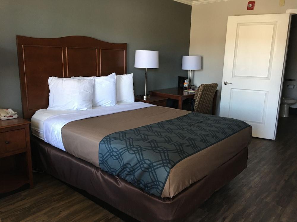 Travelodge By Wyndham Canton-Livonia Area, Mi Eksteriør billede