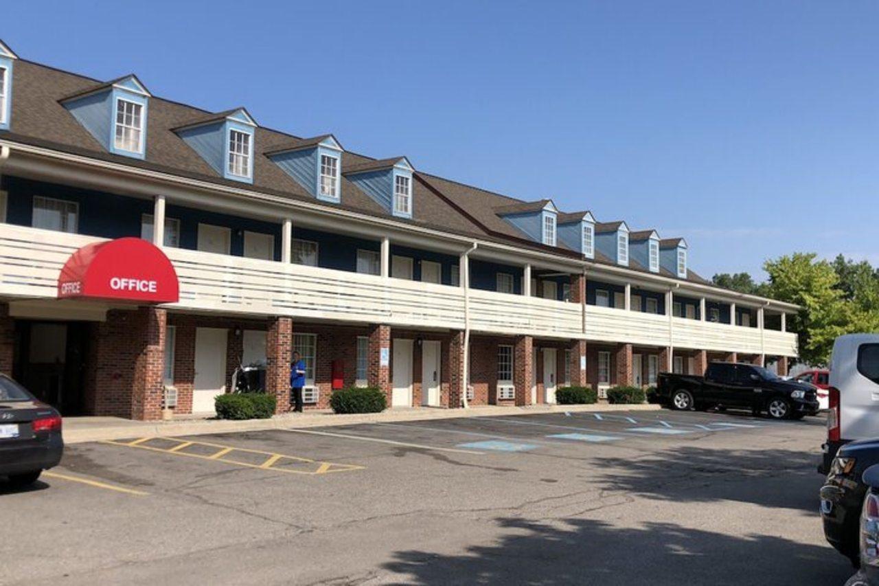 Travelodge By Wyndham Canton-Livonia Area, Mi Eksteriør billede