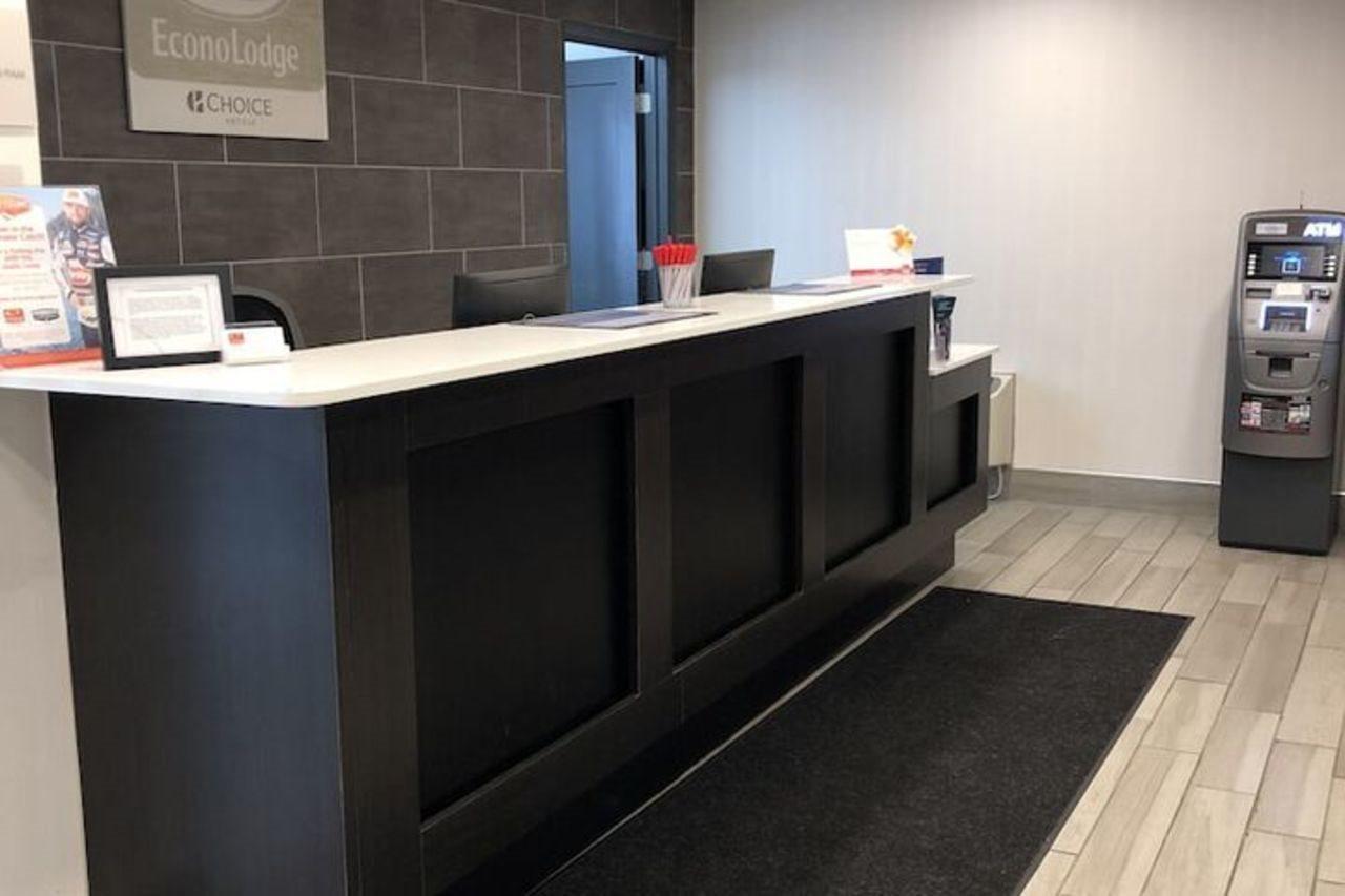 Travelodge By Wyndham Canton-Livonia Area, Mi Eksteriør billede