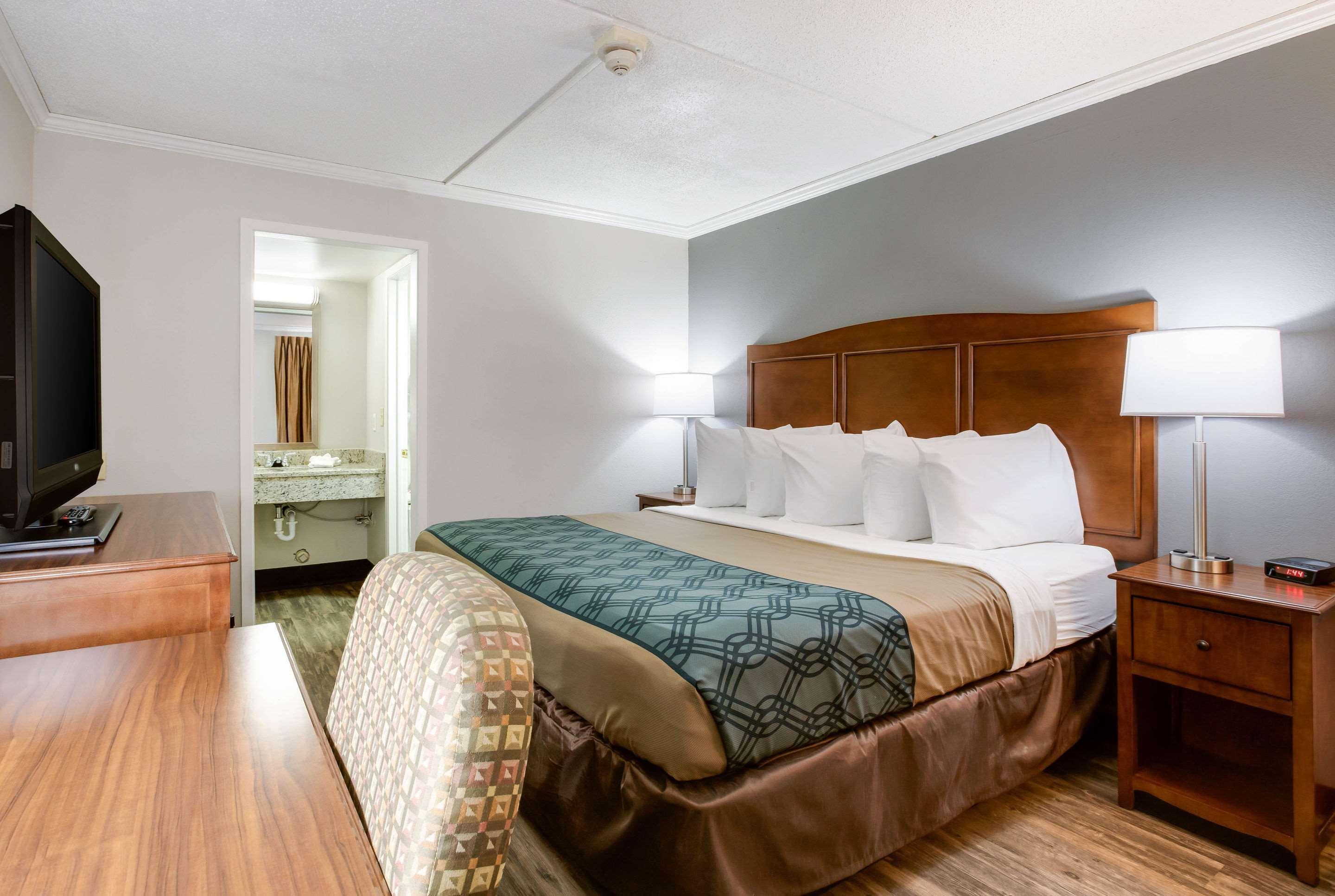 Travelodge By Wyndham Canton-Livonia Area, Mi Eksteriør billede