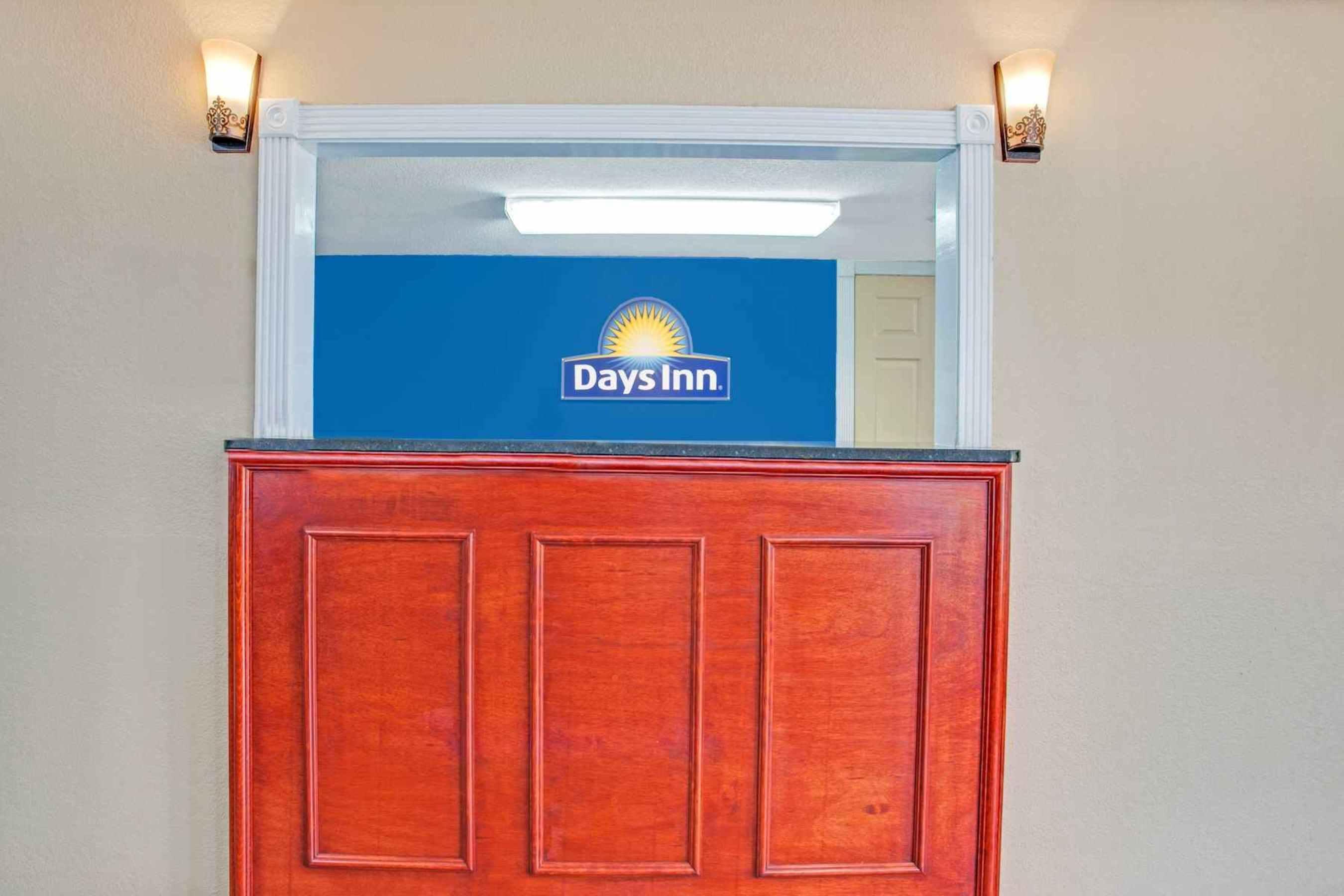 Travelodge By Wyndham Canton-Livonia Area, Mi Eksteriør billede