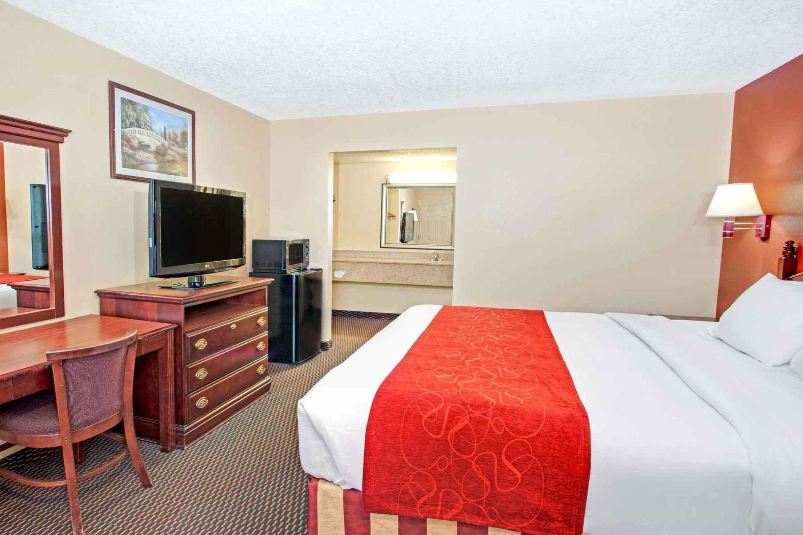 Travelodge By Wyndham Canton-Livonia Area, Mi Eksteriør billede