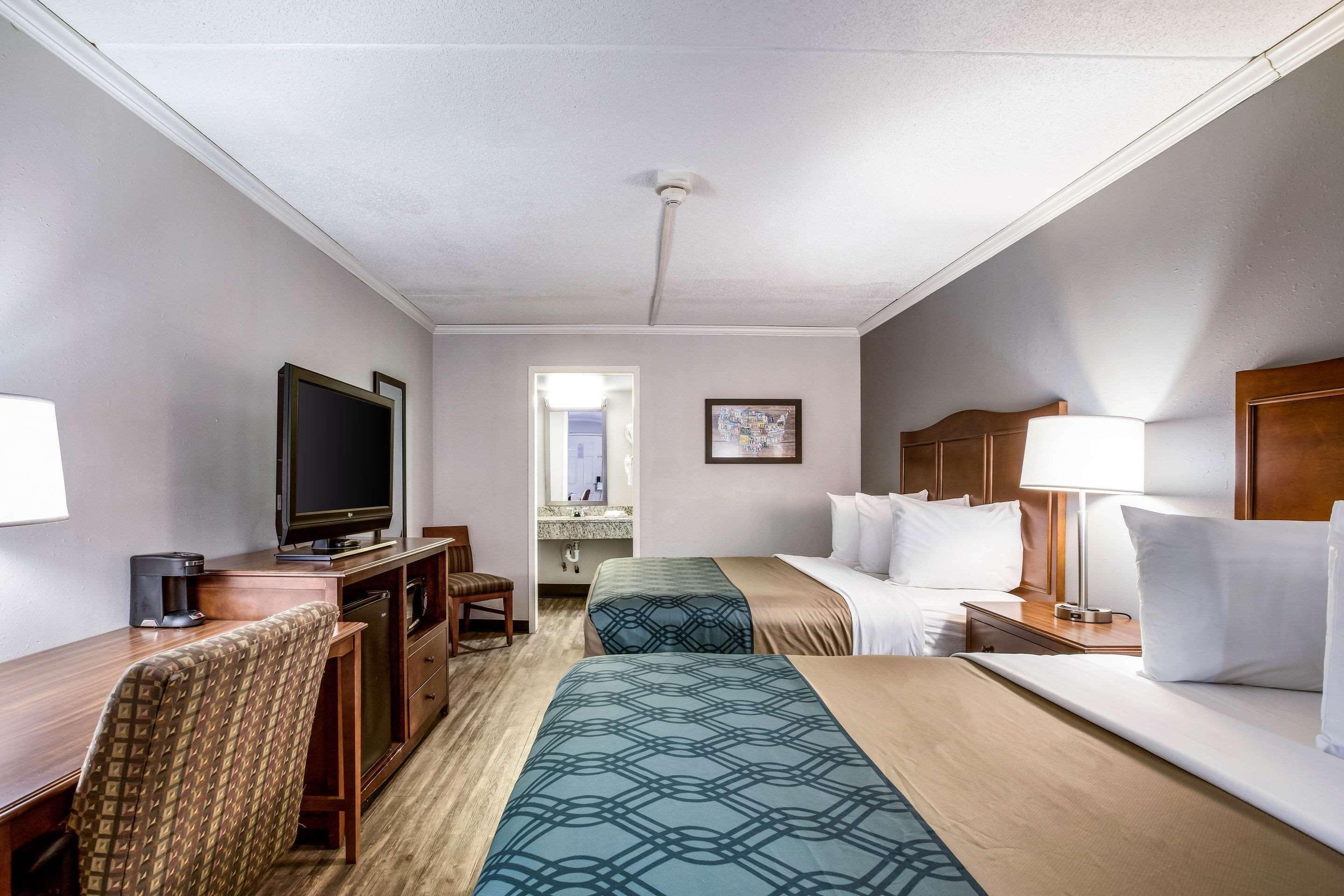 Travelodge By Wyndham Canton-Livonia Area, Mi Eksteriør billede