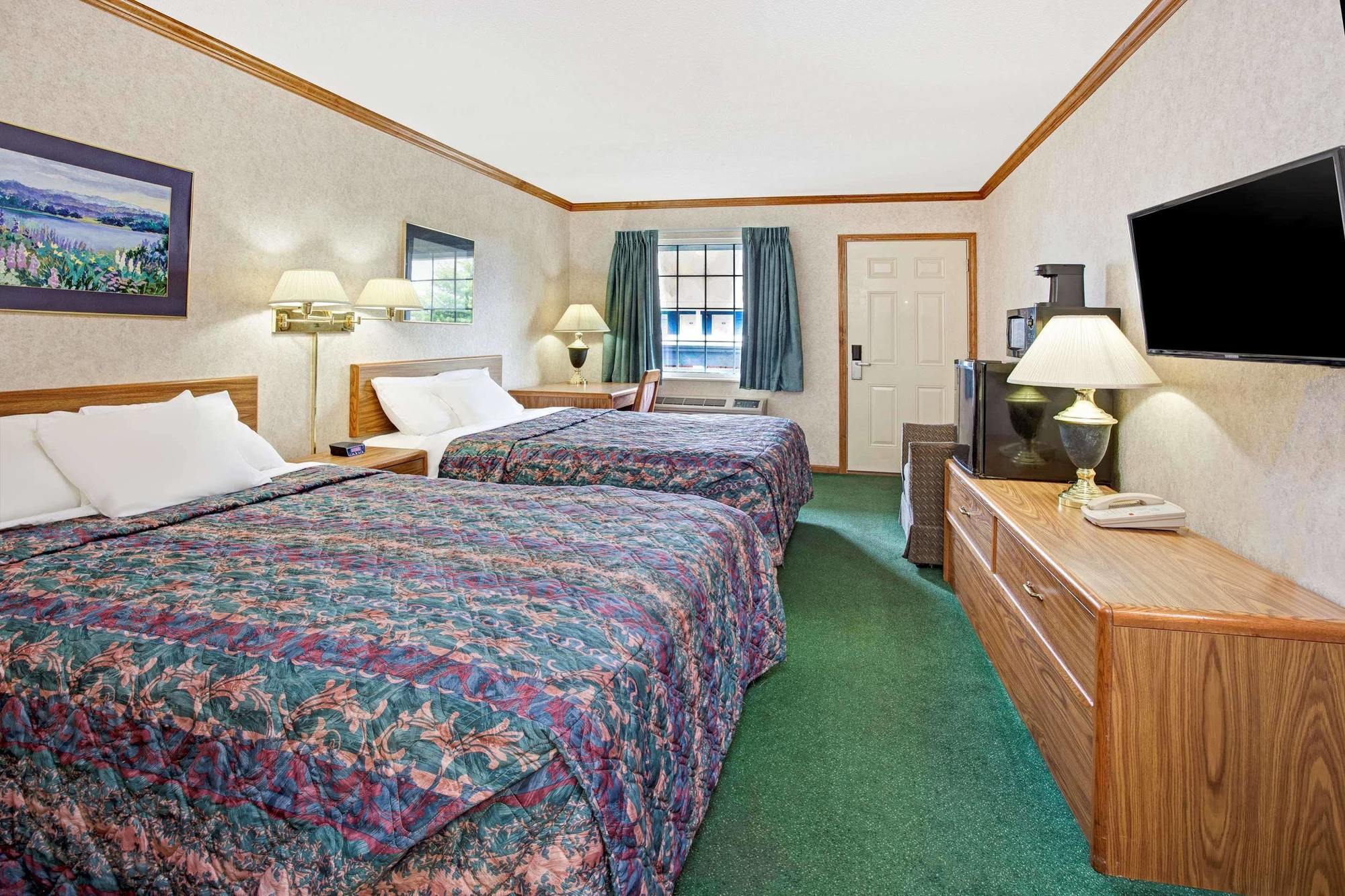 Travelodge By Wyndham Canton-Livonia Area, Mi Eksteriør billede
